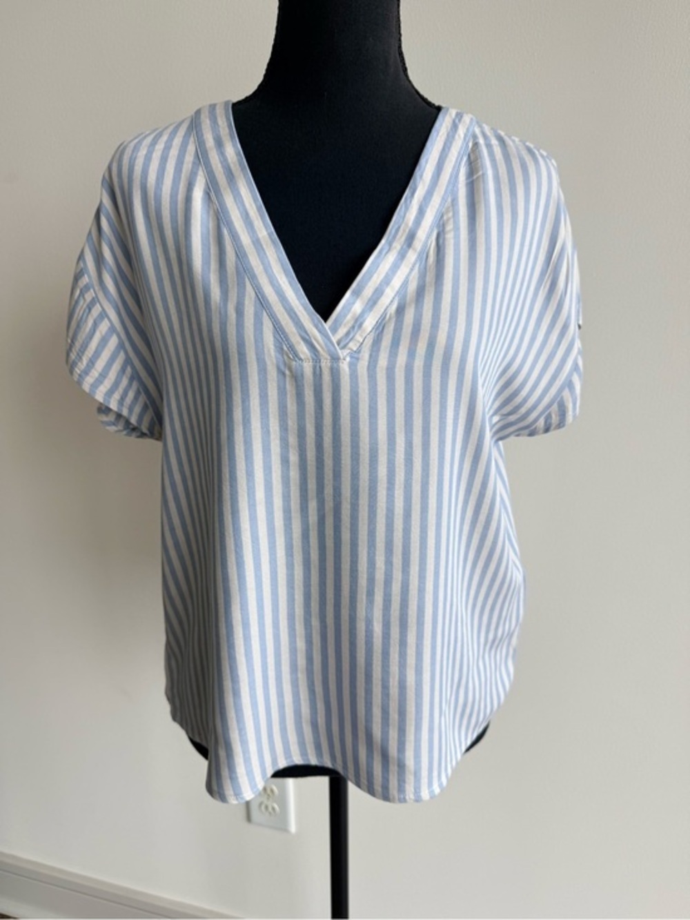 Copper Key Blue and White Striped V-Neck Blouse